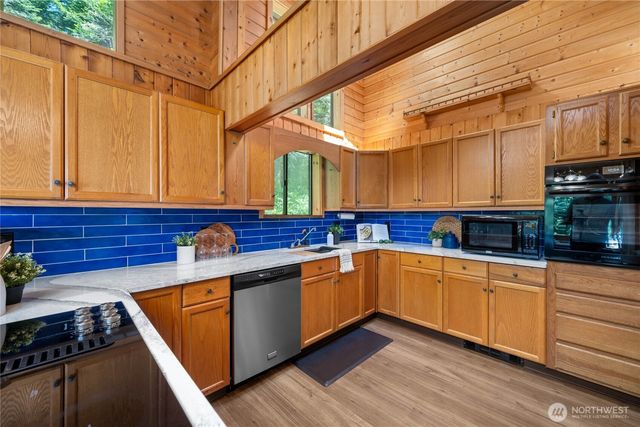 15780 Quiet Cove Drive, Anacortes, WA 98221