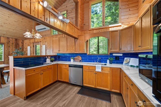 15780 Quiet Cove Drive, Anacortes, WA 98221