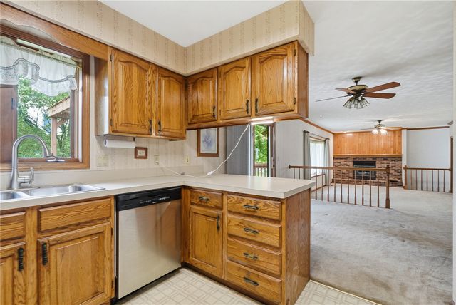 3615 24th Avenue, Marion, IA 52302