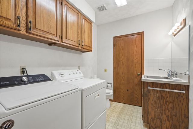 3615 24th Avenue, Marion, IA 52302