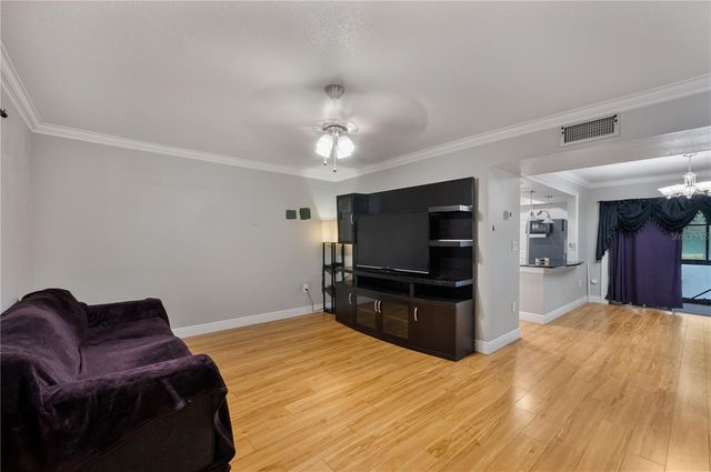 1130 N LAKE PARKER AVENUE C126, Lakeland, FL 33805