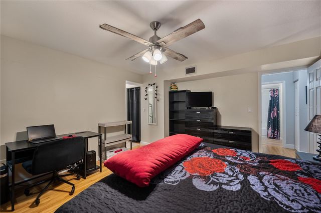 1130 N LAKE PARKER AVENUE C126, Lakeland, FL 33805