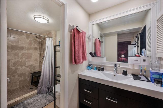 1130 N LAKE PARKER AVENUE C126, Lakeland, FL 33805