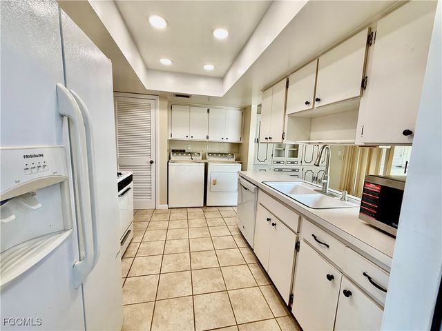 9 Palm BLVD, Lehigh Acres, FL 33936