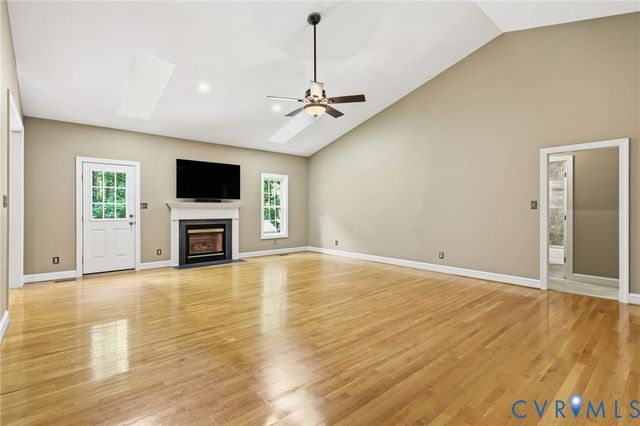 2705 Judes Ferry Rd, Powhatan, VA 23139