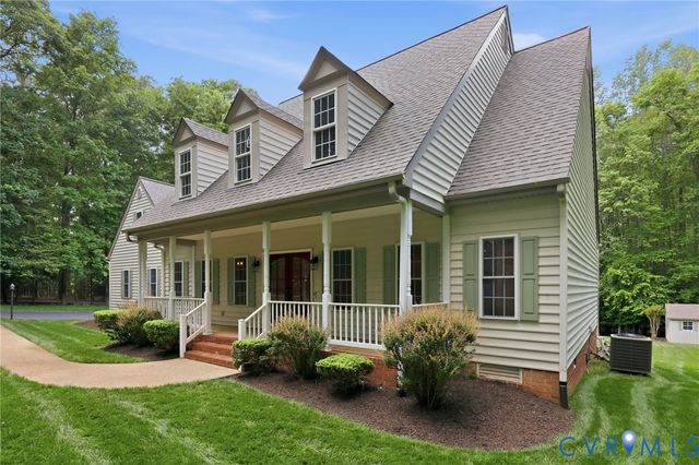 2705 Judes Ferry Rd, Powhatan, VA 23139