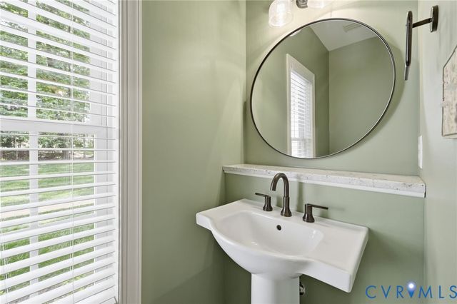 2705 Judes Ferry Rd, Powhatan, VA 23139
