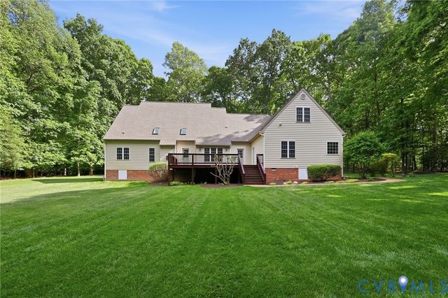 2705 Judes Ferry Rd, Powhatan, VA 23139