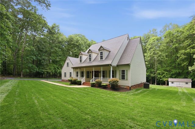 2705 Judes Ferry Rd, Powhatan, VA 23139