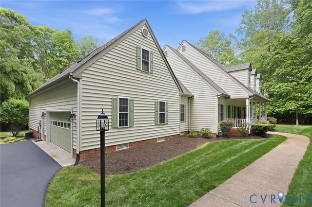 2705 Judes Ferry Rd, Powhatan, VA 23139