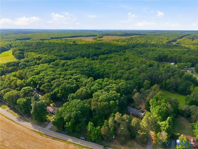 2705 Judes Ferry Rd, Powhatan, VA 23139