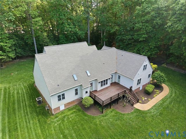 2705 Judes Ferry Rd, Powhatan, VA 23139