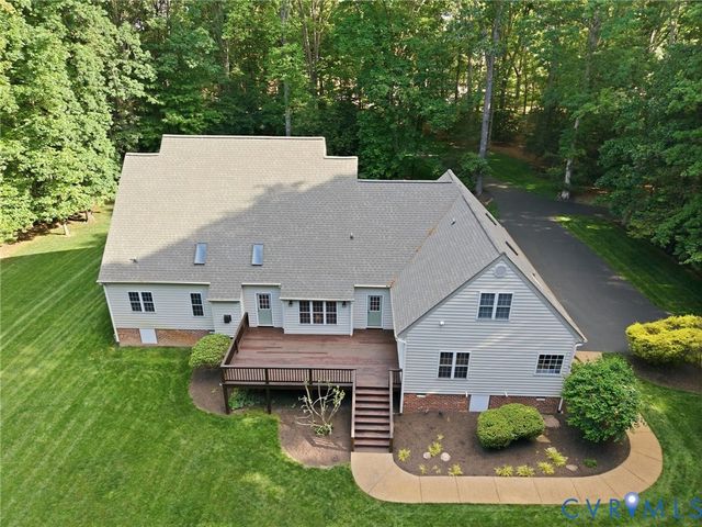 2705 Judes Ferry Rd, Powhatan, VA 23139