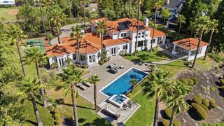 27 Eagle Ridge Ln, Danville, CA 94506