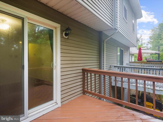 655 REALM CT W, Odenton, MD 21113