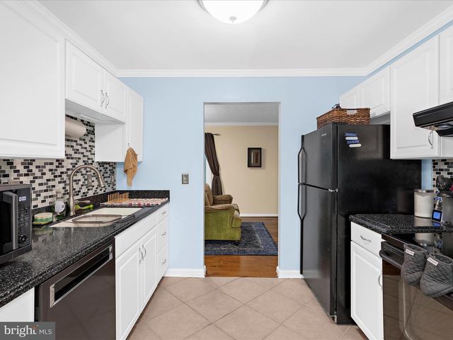 655 REALM CT W, Odenton, MD 21113