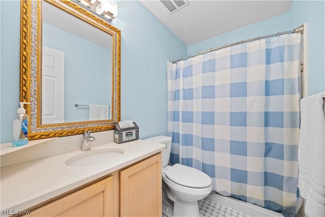 10248 Brighton Circle, Twinsburg, OH 44087