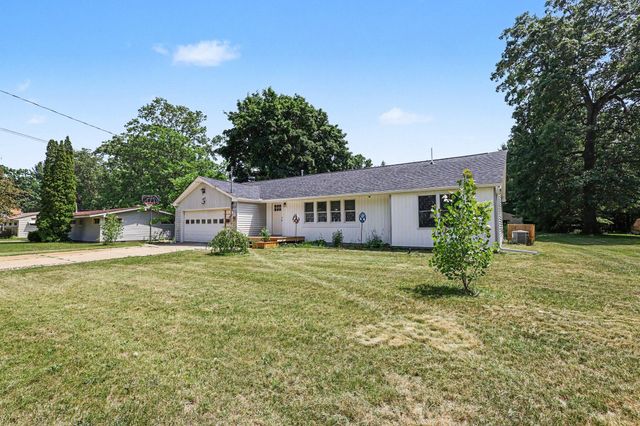 965 Victor Avenue, Muskegon, MI 49445