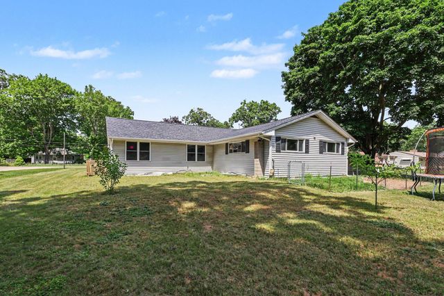 965 Victor Avenue, Muskegon, MI 49445