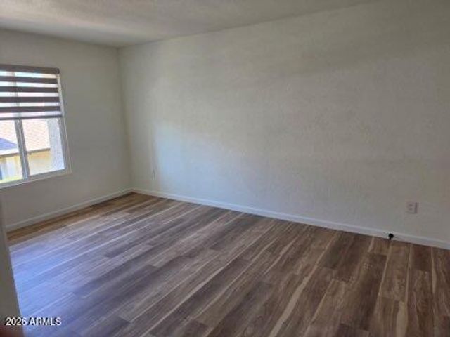 712 E EUGIE Avenue, Phoenix, AZ 85022