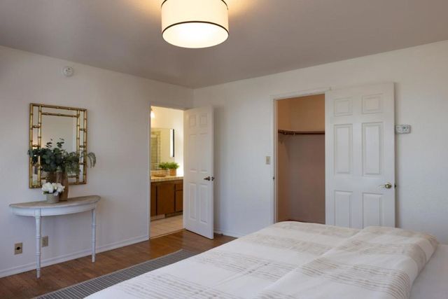 917 Fountain Avenue, Pacific Grove, CA 93950