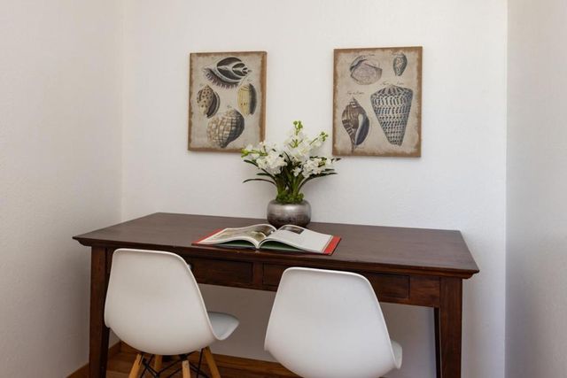 917 Fountain Avenue, Pacific Grove, CA 93950