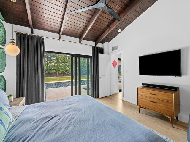 1610 Middle River Drive, Fort Lauderdale, FL 33305