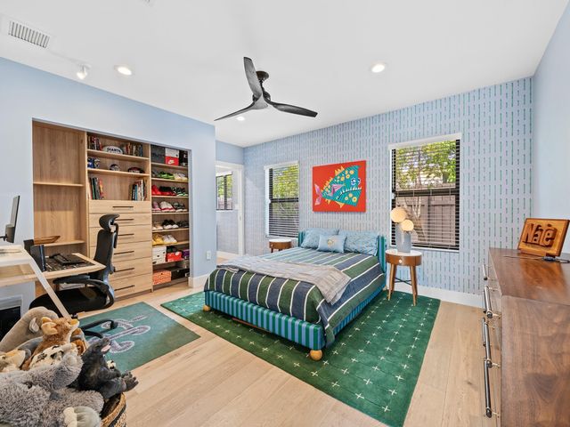 1610 Middle River Drive, Fort Lauderdale, FL 33305