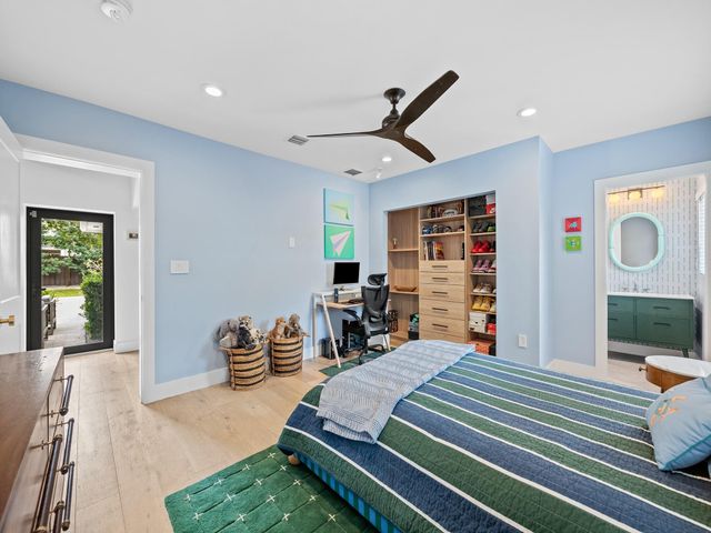 1610 Middle River Drive, Fort Lauderdale, FL 33305