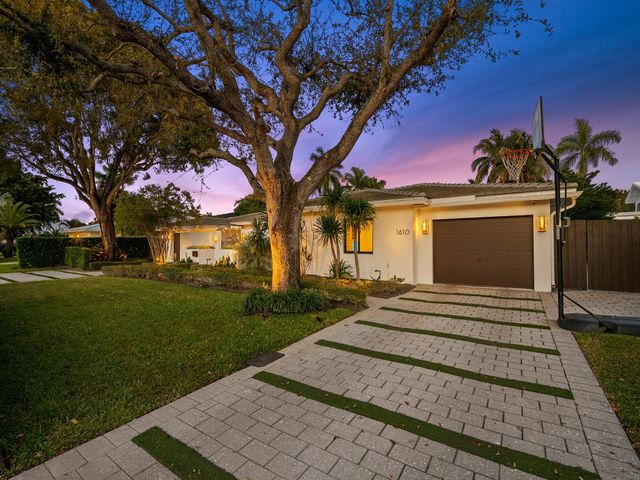 1610 Middle River Drive, Fort Lauderdale, FL 33305