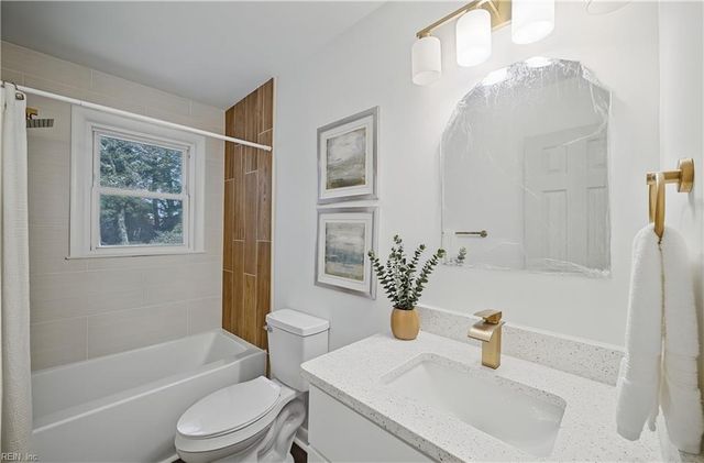 4029 Wyndybrow DR, Portsmouth, VA 23703