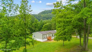 3329 Stinking Creek Rd, Pioneer, TN 37847