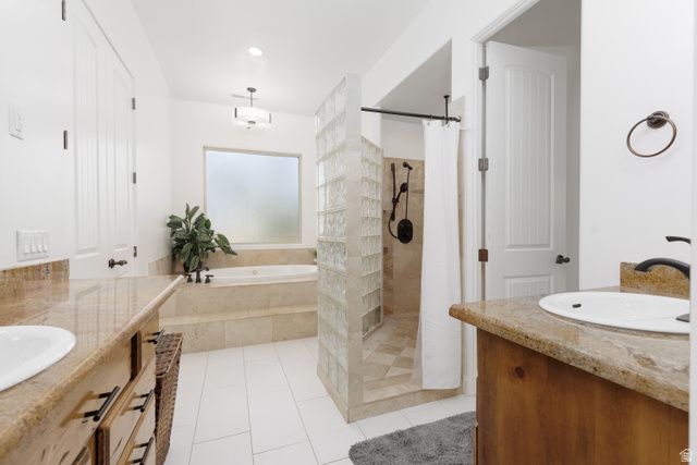 3177 E BROKEN ROCK WAY, Washington, UT 84780