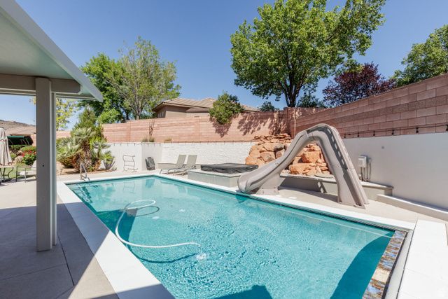 3177 E BROKEN ROCK WAY, Washington, UT 84780