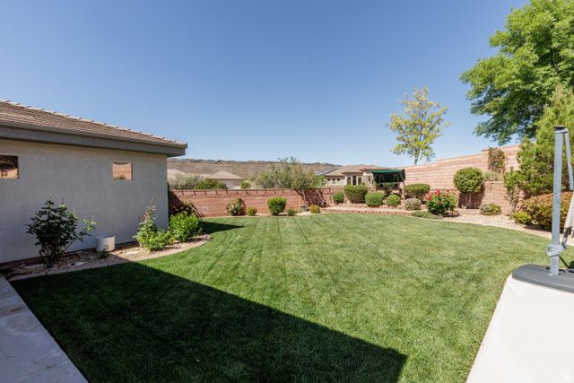 3177 E BROKEN ROCK WAY, Washington, UT 84780