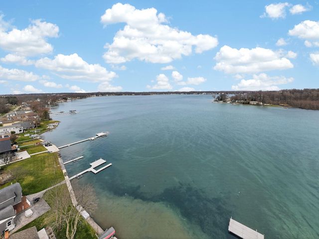 62546 Diamond View Drive, Cassopolis, MI 49031