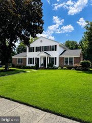508 WELLFLEET RD, Cinnaminson, NJ 08077
