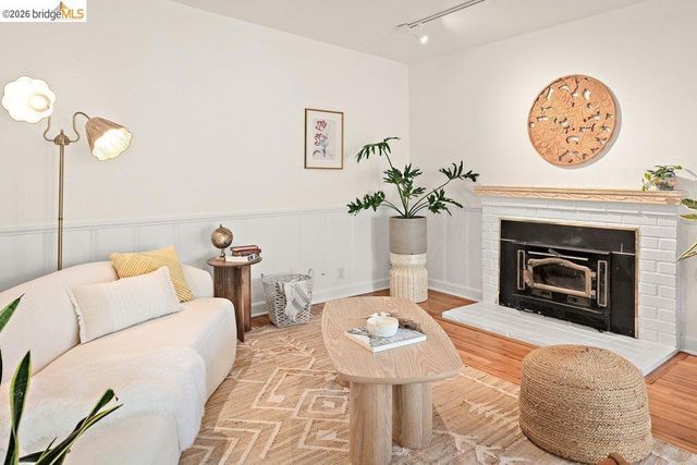 737 Dartshire Way, Sunnyvale, CA 94087