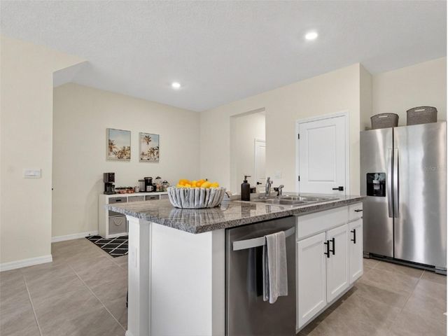 350 MANGROVE SHADE CIRCLE, Apollo Beach, FL 33572