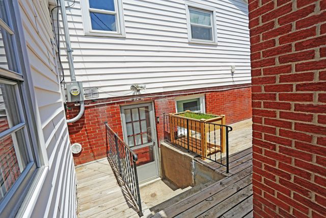 2198 Garden Springs Drive, Lexington, KY 40504