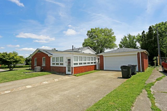 2198 Garden Springs Drive, Lexington, KY 40504