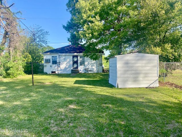 810 S Edwards Avenue, Clarksdale, MS 38614