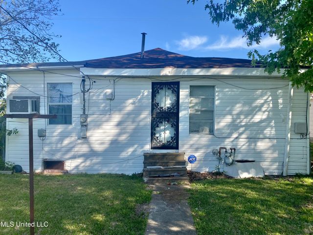 810 S Edwards Avenue, Clarksdale, MS 38614