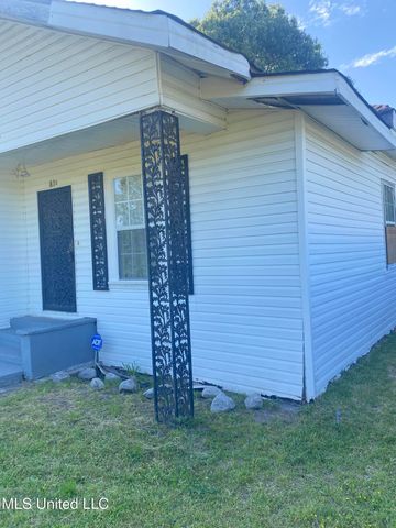 810 S Edwards Avenue, Clarksdale, MS 38614