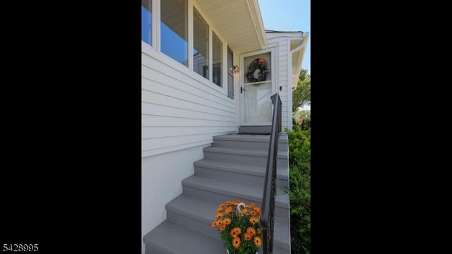 47 Miliken Rd, Woodbridge Twp., NJ 07067