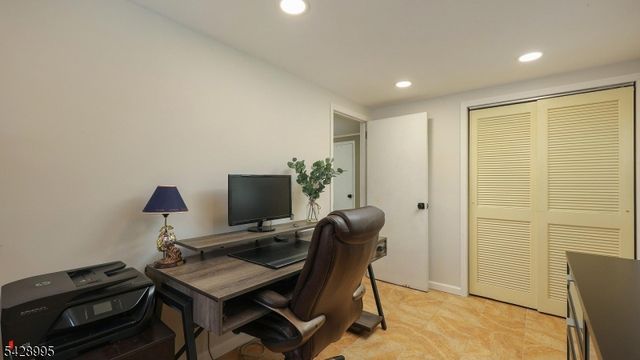 47 Miliken Rd, Woodbridge Twp., NJ 07067