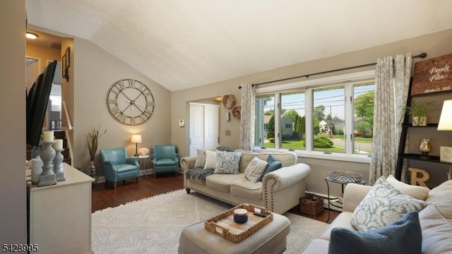 47 Miliken Rd, Woodbridge Twp., NJ 07067