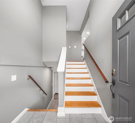 1221 Coronado Place, Edmonds, WA 98020