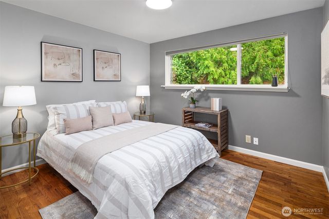 1221 Coronado Place, Edmonds, WA 98020