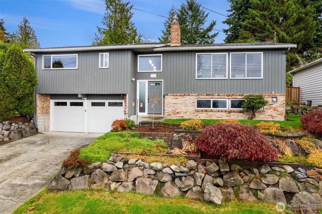 1221 Coronado Place, Edmonds, WA 98020